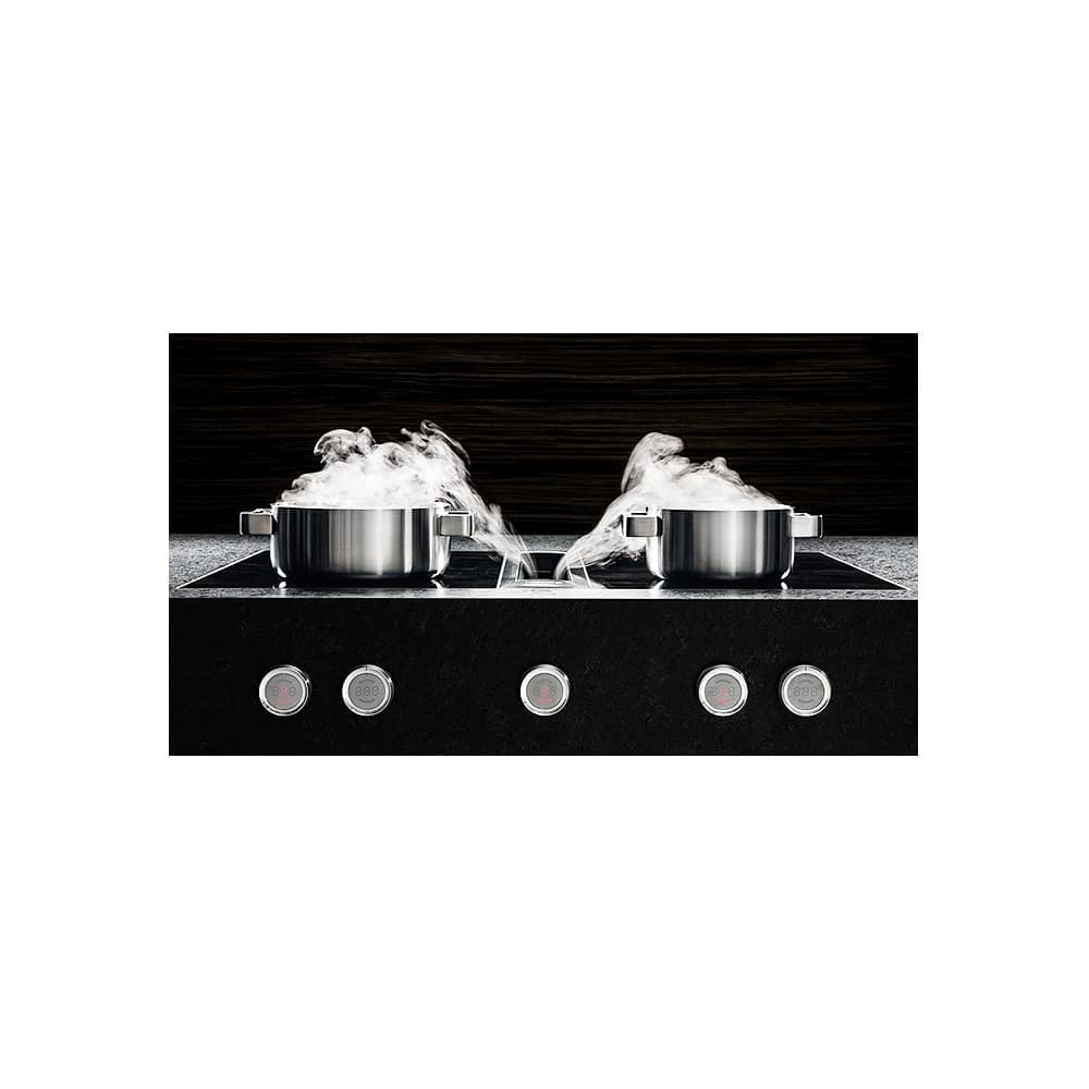 「油煙上飄後再吸已經來不及，不如在料理檯就開始吸煙吧。」